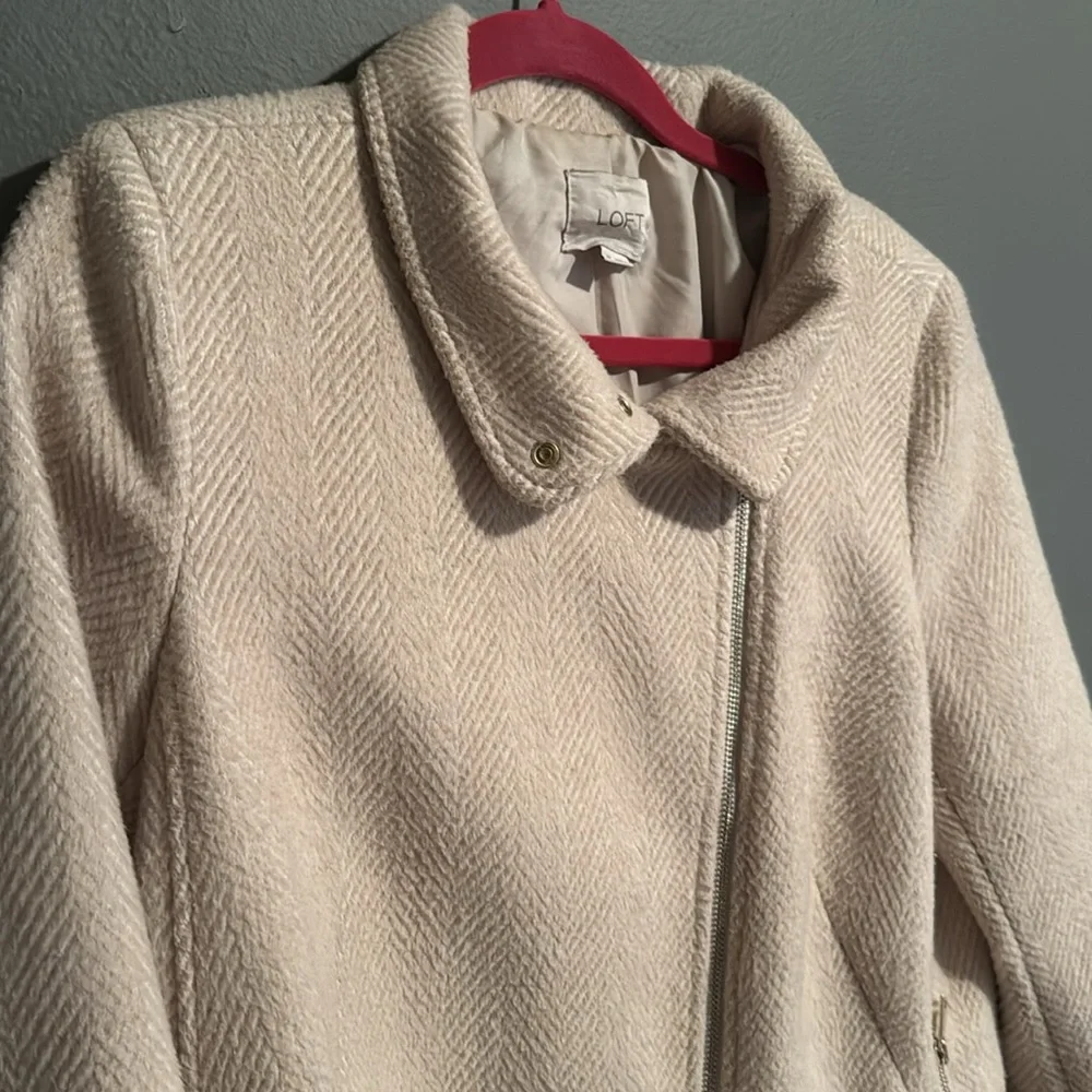 Loft Herringbone winter jacket - Picture 2 of 10